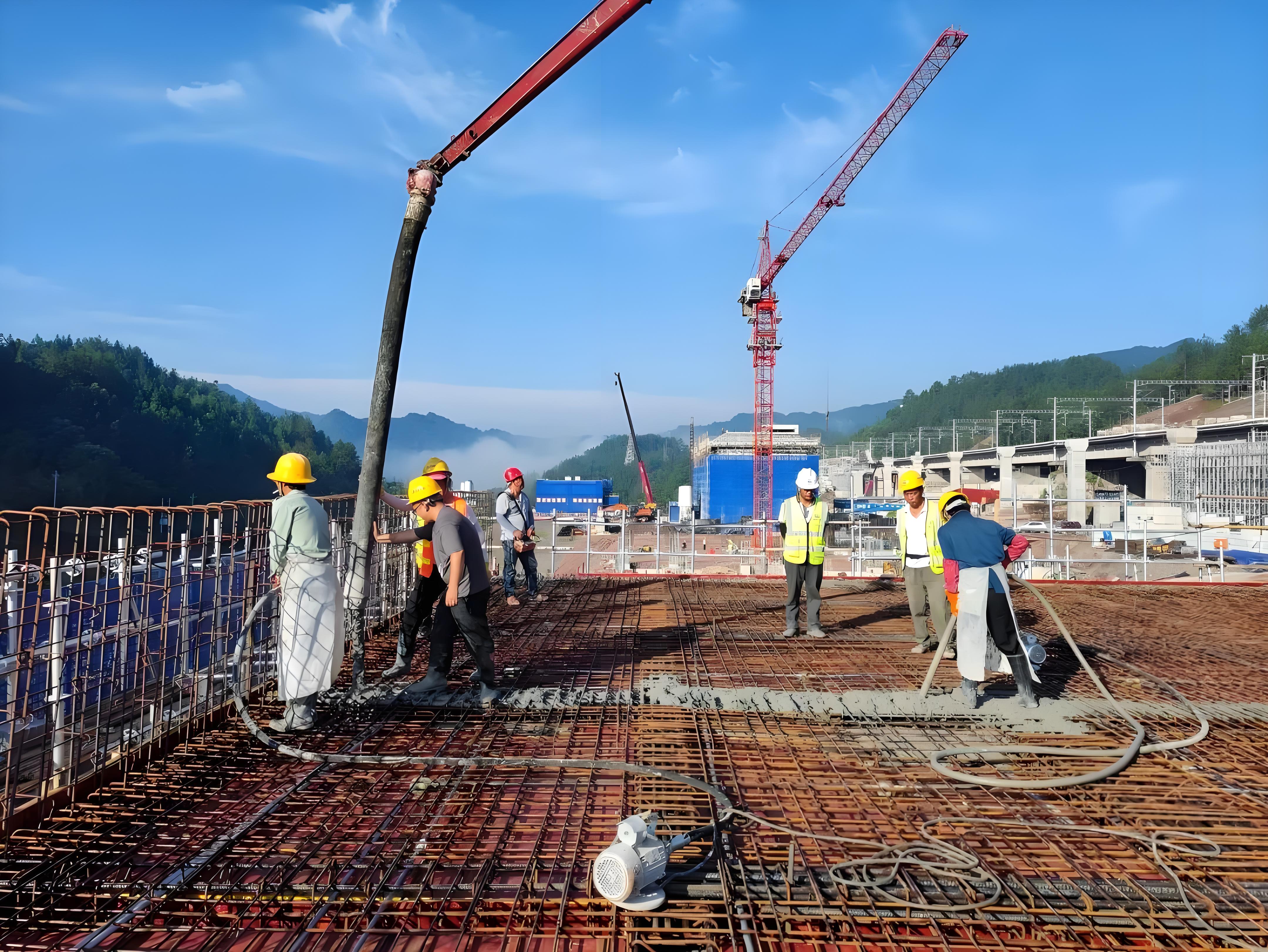 湖南宇山重工的混凝土輸送設(shè)備廣泛用于各類工程，高效穩(wěn)定顯實(shí)力